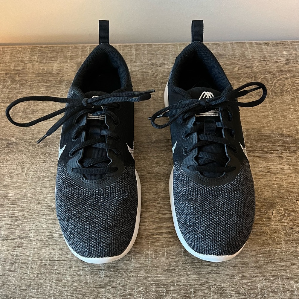 Nike Flex Women’s size 7.5